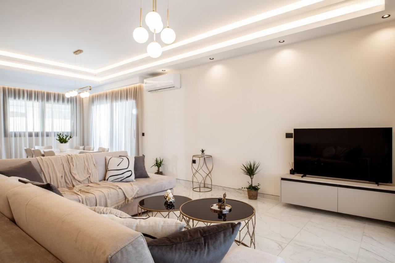 Vilă Roselia - Luxury Escape With Magnificent Views, By Zantewize *